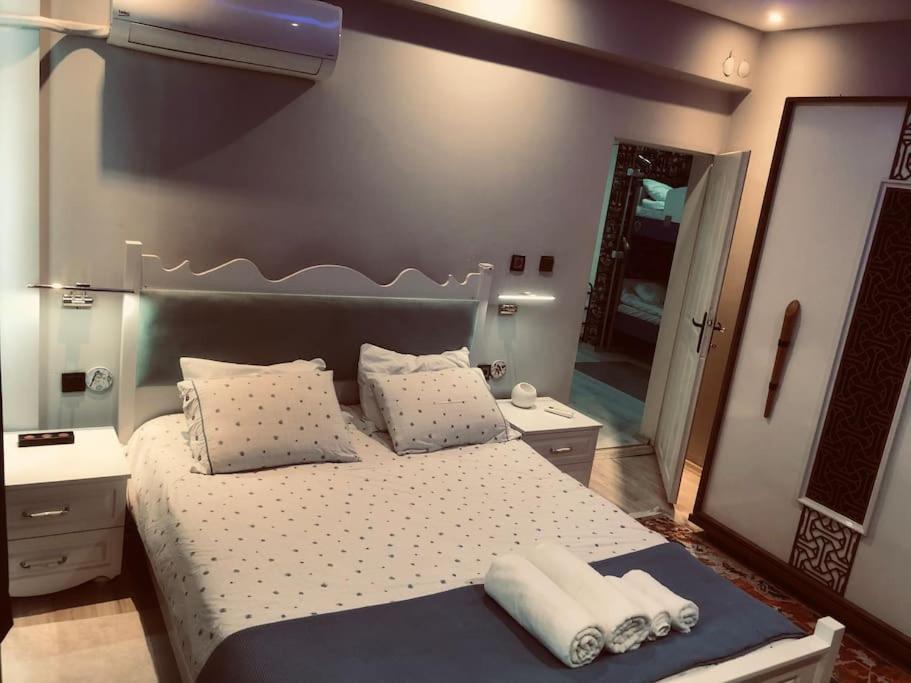 Appartamento Helios House Antalia Esterno foto